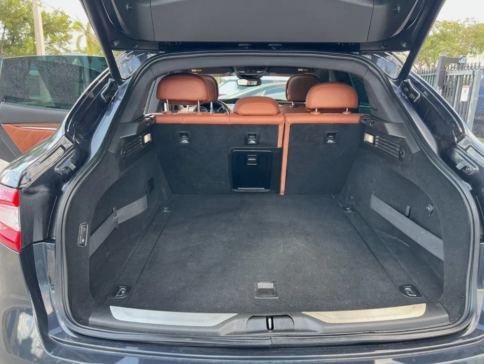 2019 Maserati Levante - Image 14 of 19