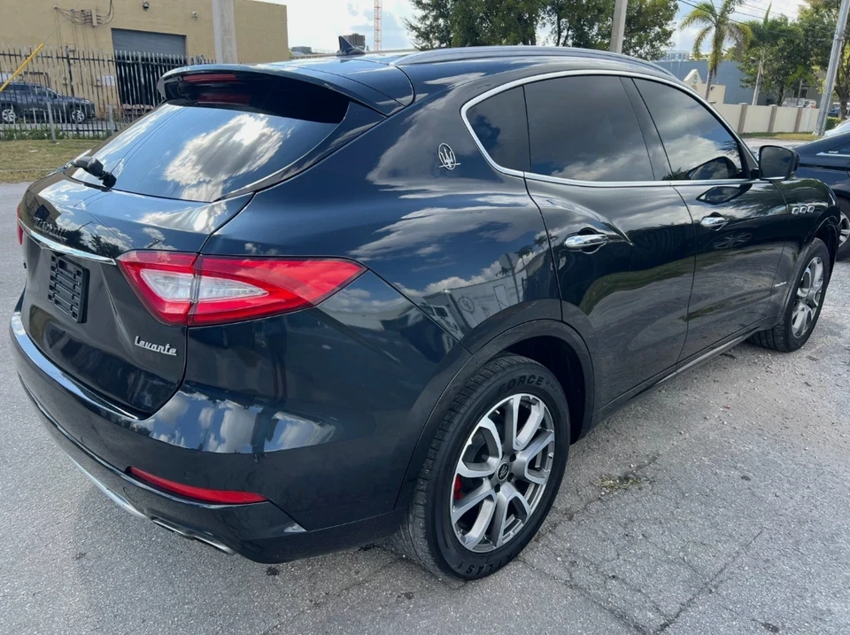 2019 Maserati Levante - Image 7 of 19
