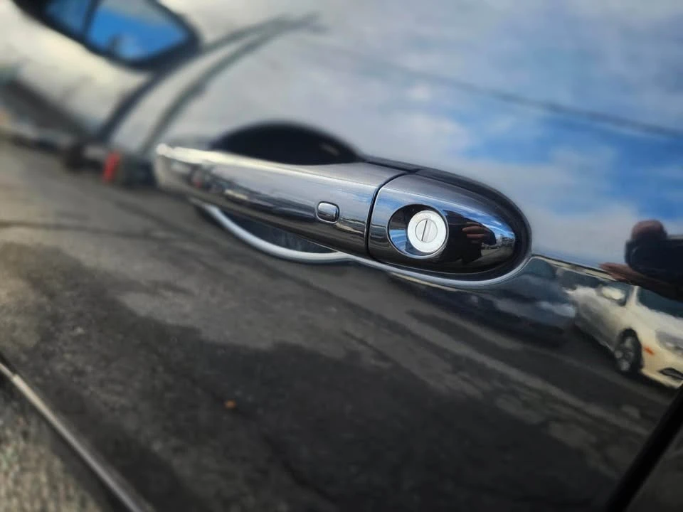 2019 Maserati Levante - Image 7 of 19