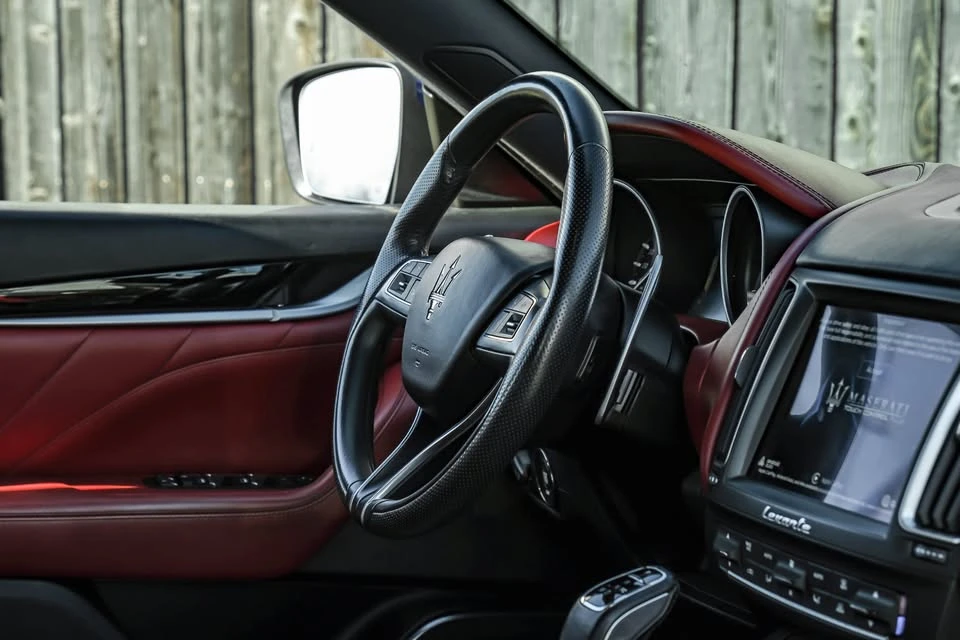 2019 Maserati Levante - Image 16 of 19
