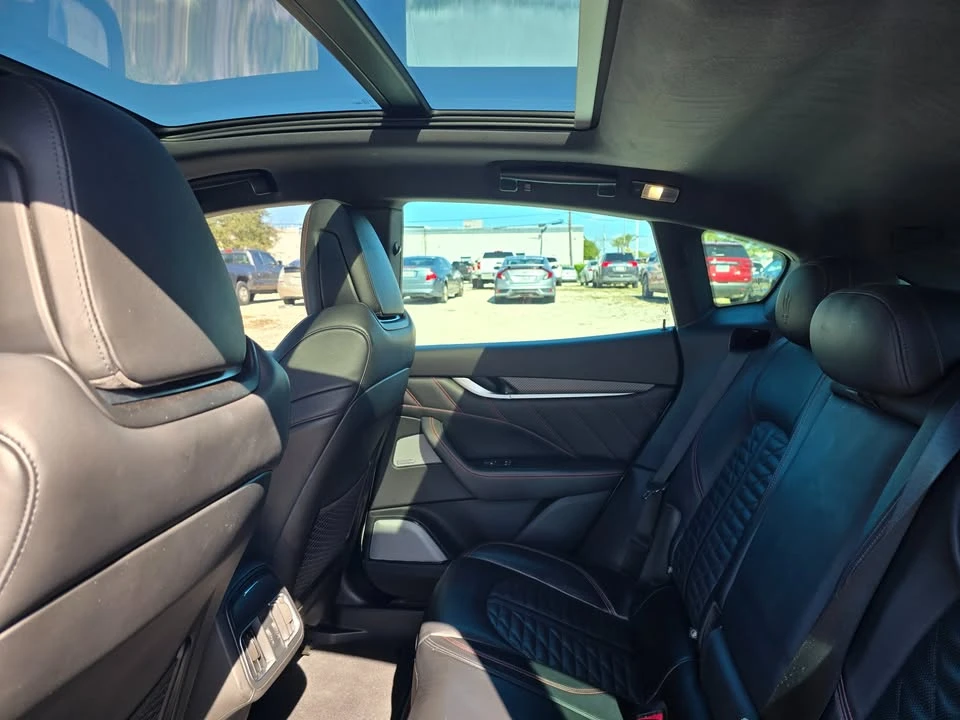 2019 Maserati Levante - Image 8 of 10
