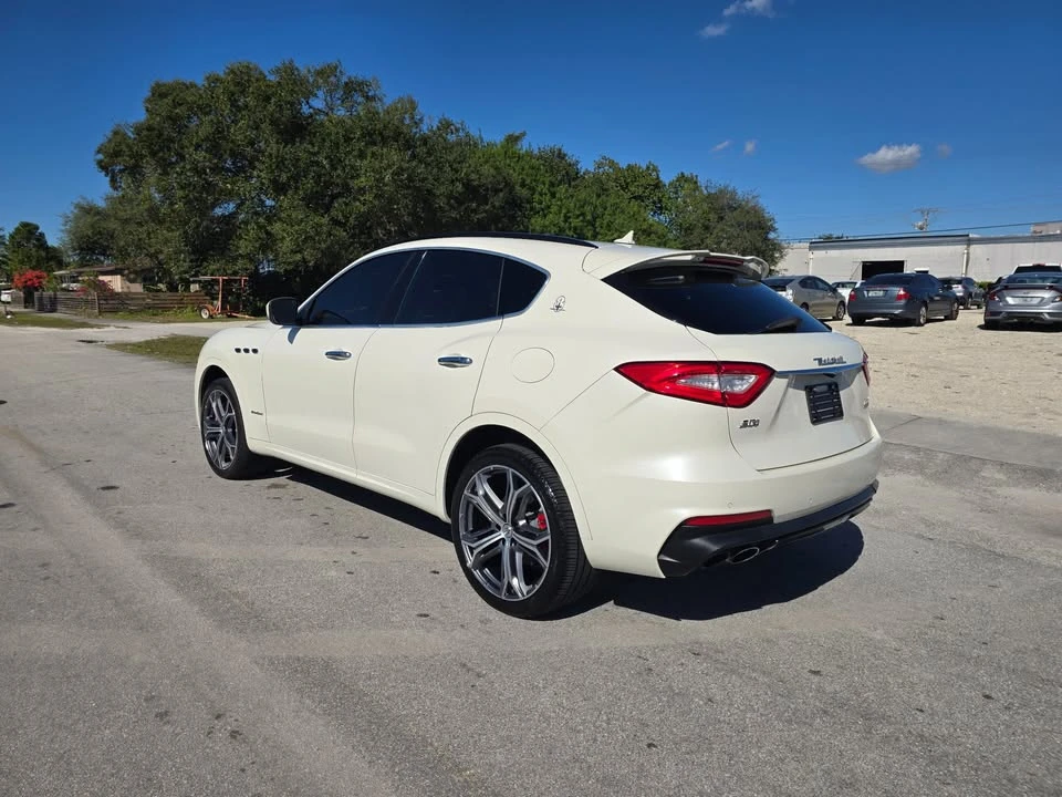 2019 Maserati Levante - Image 6 of 10