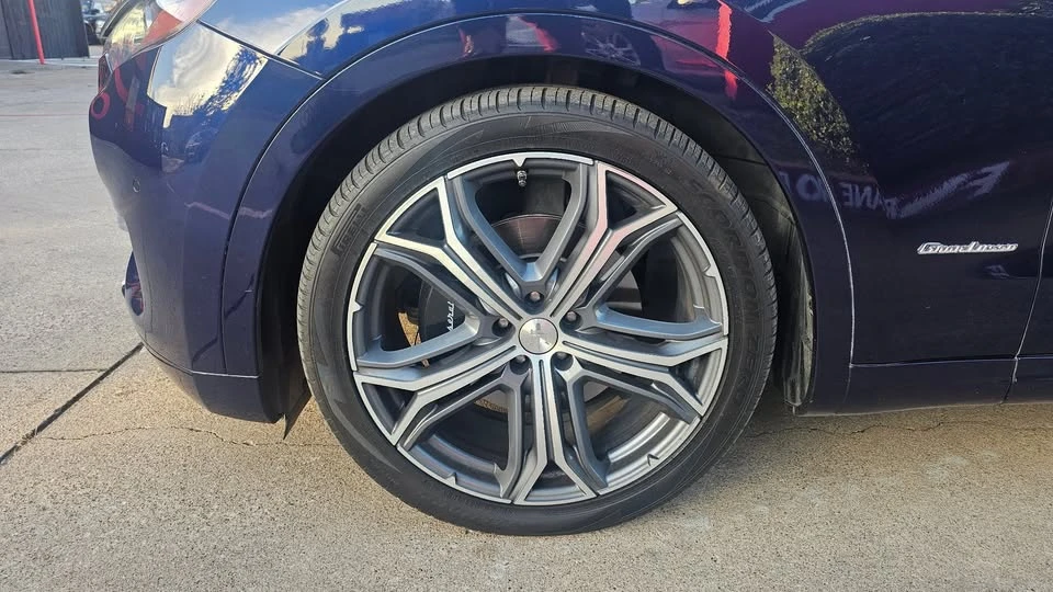 2019 Maserati Levante - Image 16 of 20