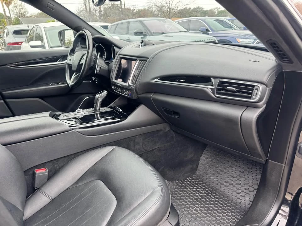 2019 Maserati Levante - Image 7 of 15