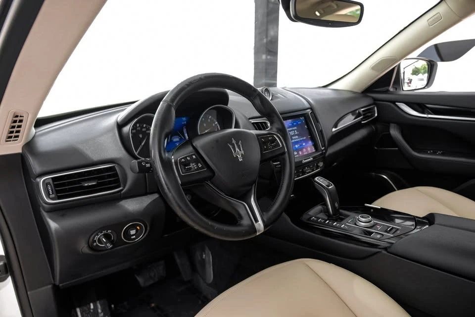 2019 Maserati Levante - Image 3 of 12