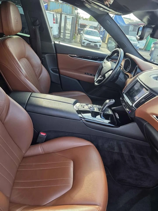 2019 Maserati Levante - Image 9 of 10
