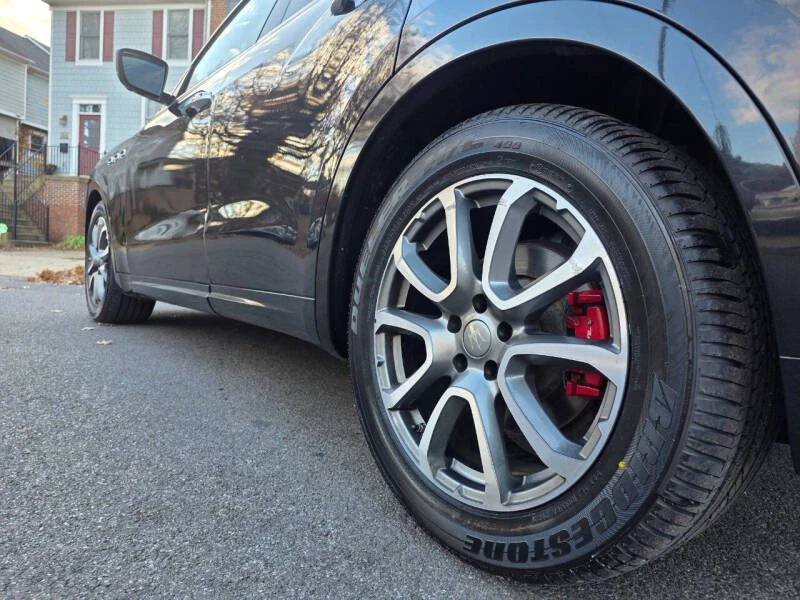 2019 Maserati Levante - Image 15 of 16
