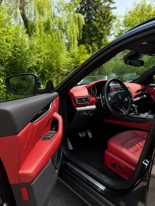 2019 Maserati Levante - Image 4 of 4