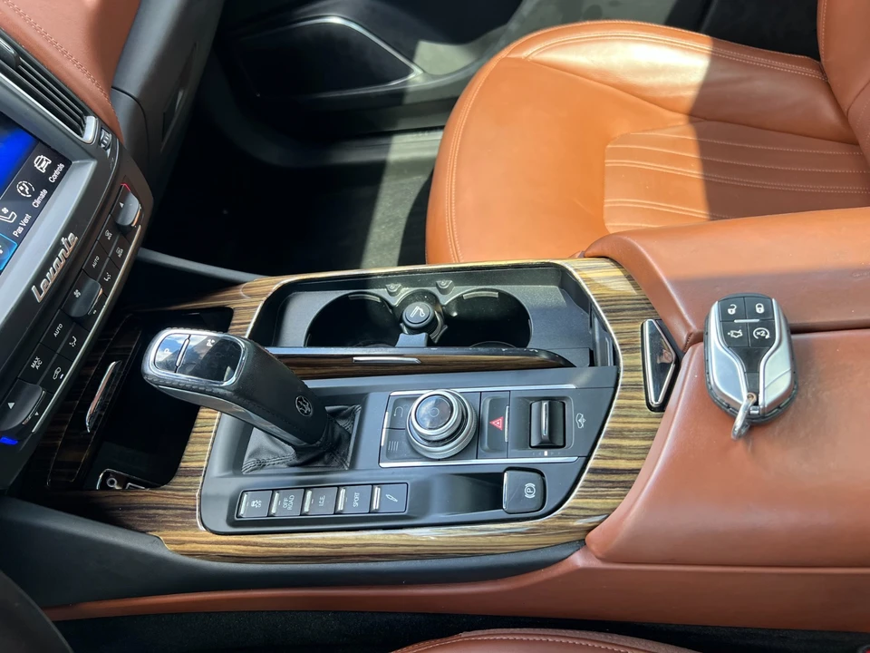 2019 Maserati Levante - Image 26 of 27