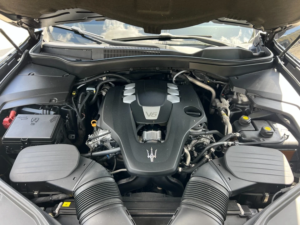 2019 Maserati Levante - Image 11 of 27