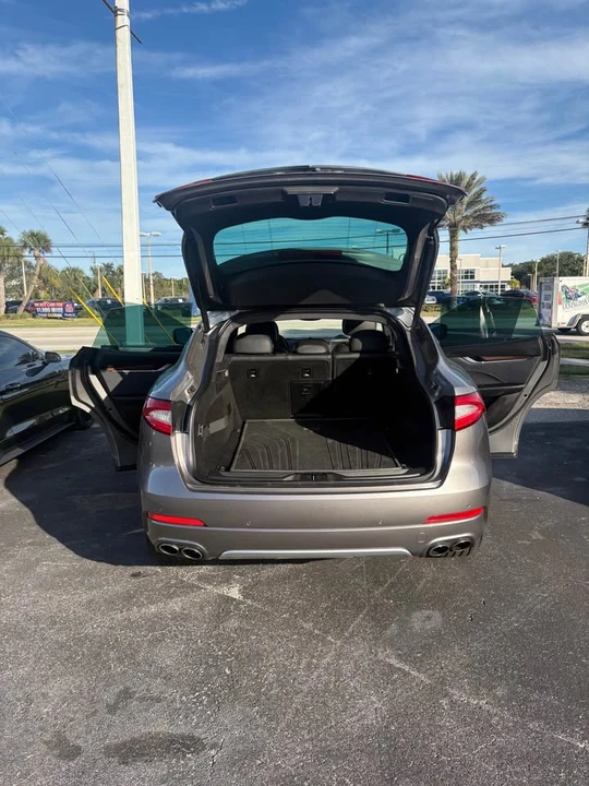 2019 Maserati Levante - Image 16 of 17