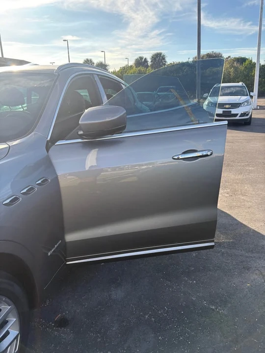 2019 Maserati Levante - Image 4 of 17