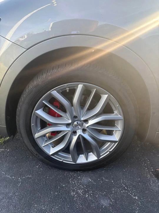 2019 Maserati Levante - Image 10 of 17