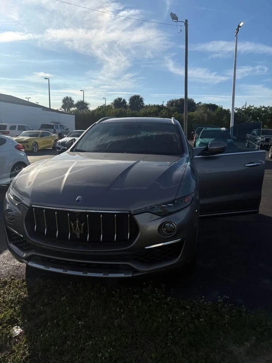 2019 Maserati Levante - Image 2 of 17