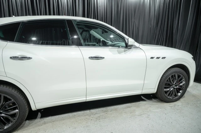 2019 Maserati Levante - Image 4 of 12