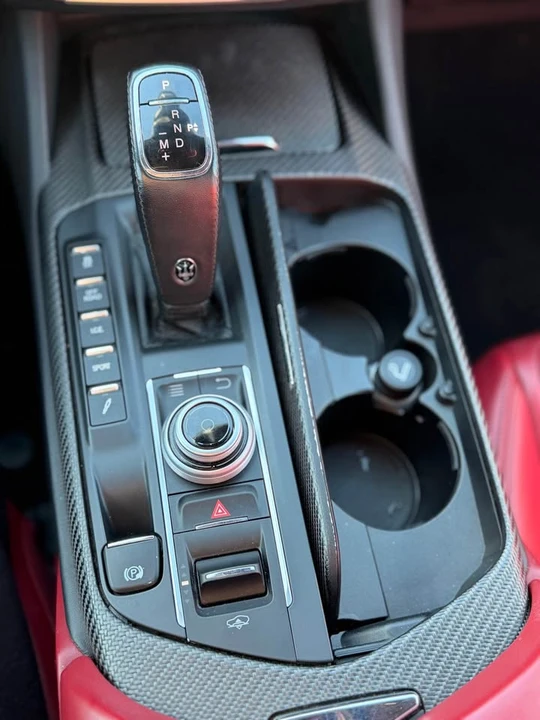 2019 Maserati Levante - Image 7 of 8