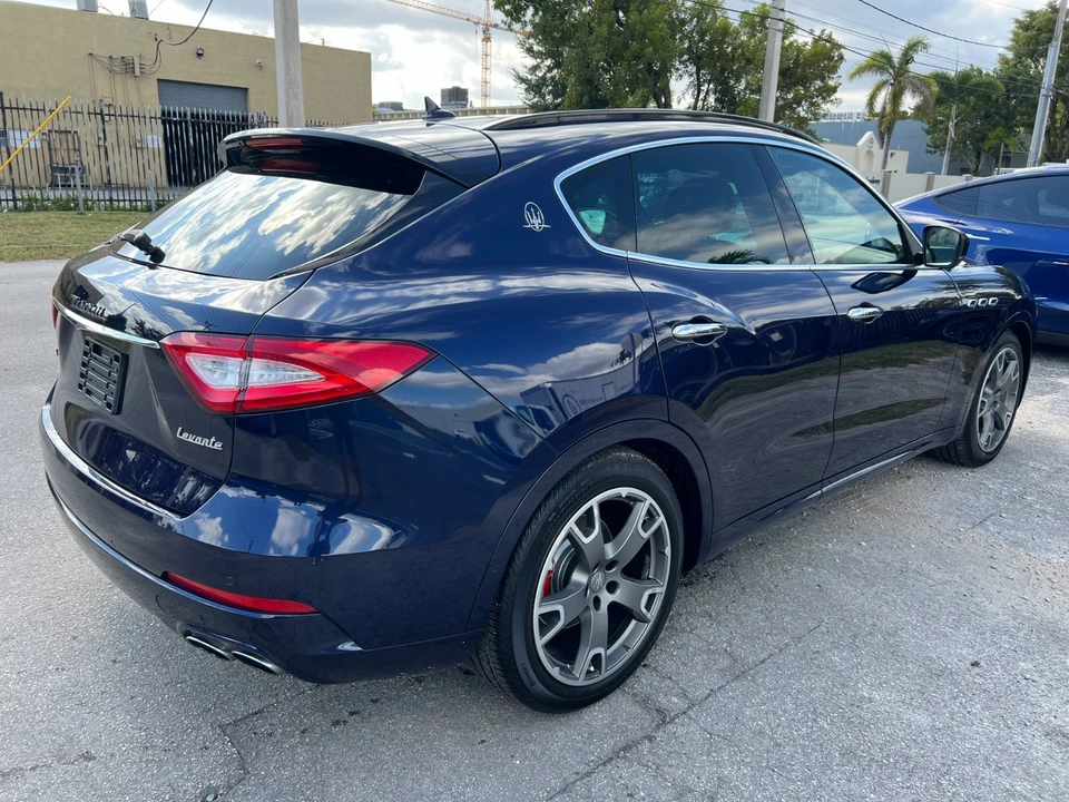 2019 Maserati Levante - Image 8 of 21