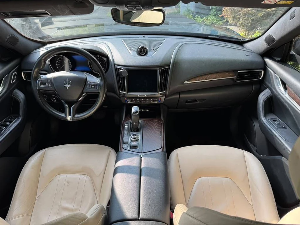 2019 Maserati Levante - Image 9 of 13