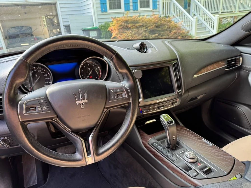 2019 Maserati Levante - Image 7 of 13