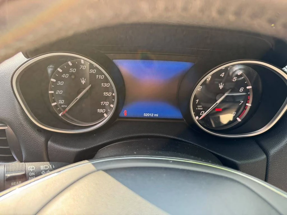 2019 Maserati Levante - Image 8 of 13