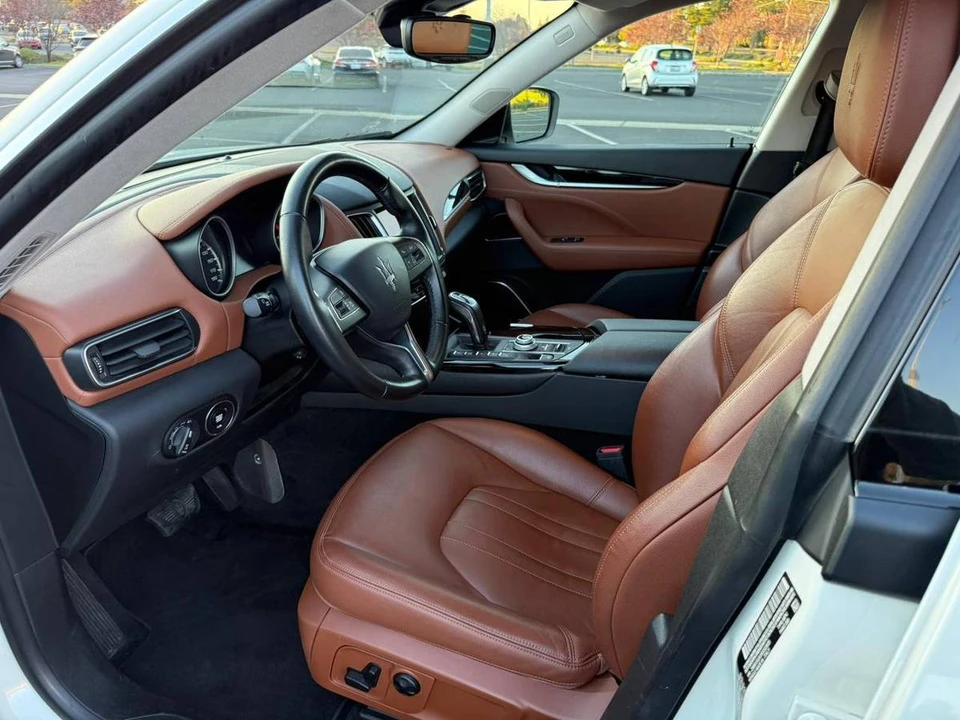 2019 Maserati Levante - Image 7 of 15