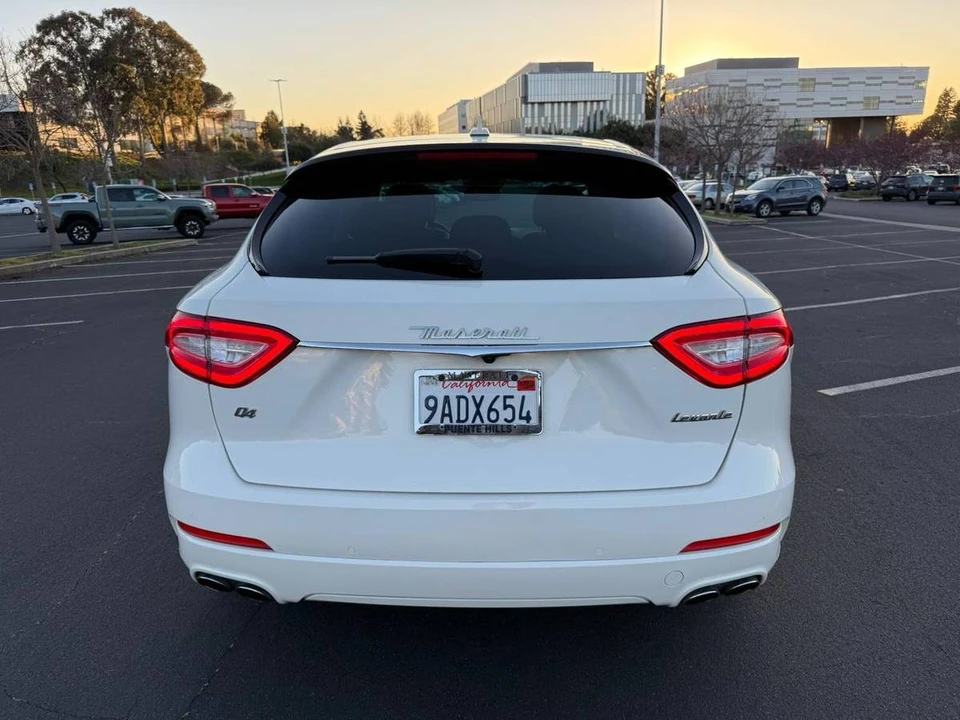 2019 Maserati Levante - Image 5 of 15