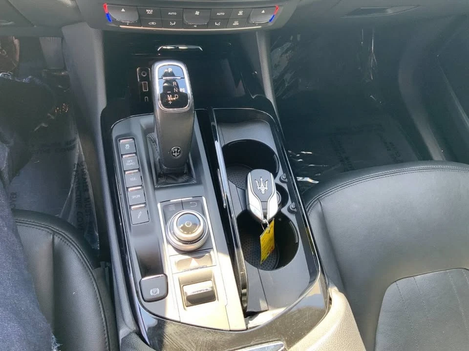 2019 Maserati Levante - Image 15 of 20