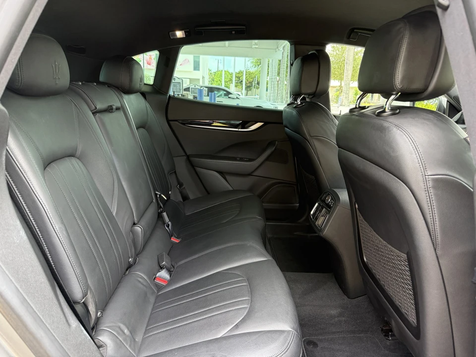 2019 Maserati Levante - Image 17 of 20