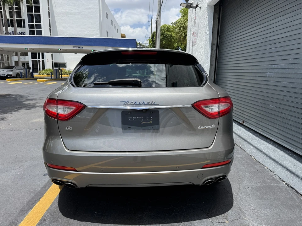 2019 Maserati Levante - Image 9 of 20