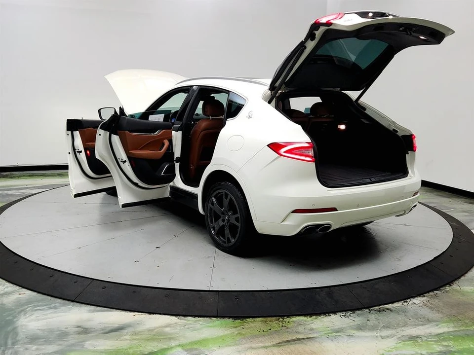 2019 Maserati Levante - Image 12 of 31