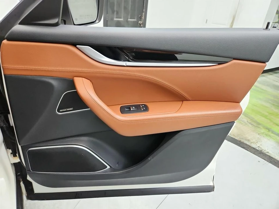 2019 Maserati Levante - Image 29 of 31