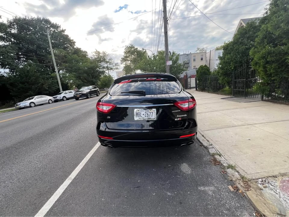 2019 Maserati Levante - Image 4 of 4