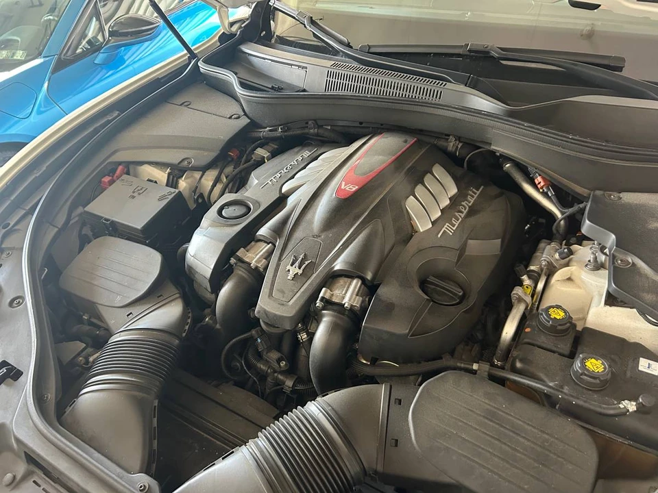 2019 Maserati Levante GTS - Image 11 of 14