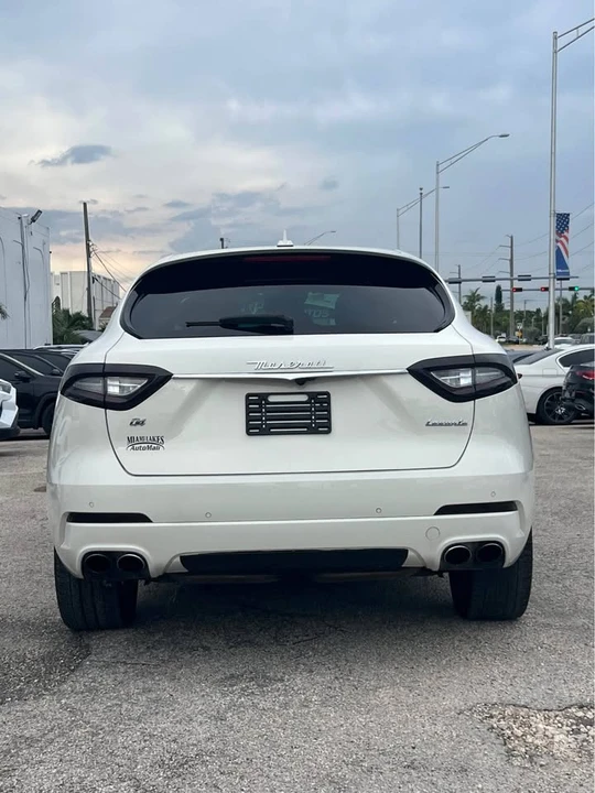 2019 Maserati Levante GTS - Image 5 of 16