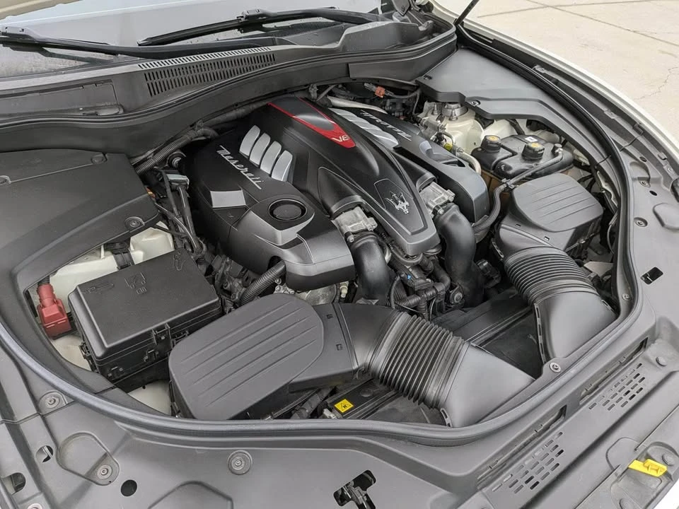 2019 Maserati Levante GTS - Image 6 of 6