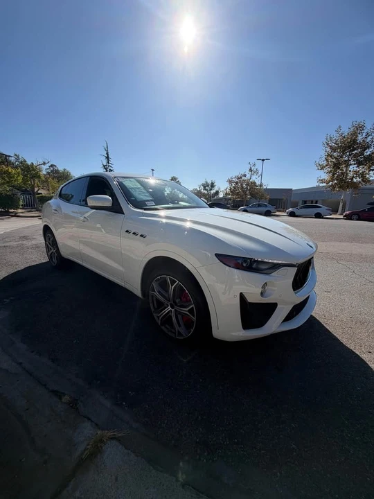 2019 Maserati Levante GTS - Image 5 of 10