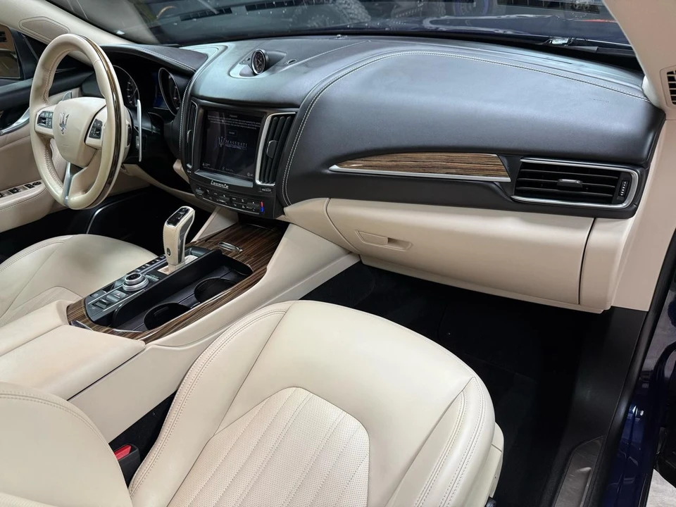 2019 Maserati Levante - Image 11 of 21