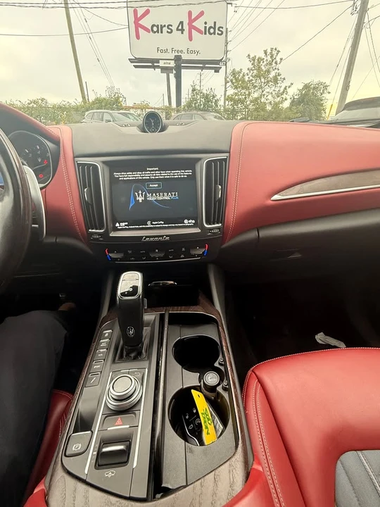 2019 Maserati Levante - Image 3 of 6