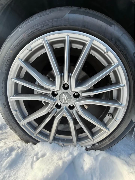 2019 Maserati Levante - Image 5 of 13