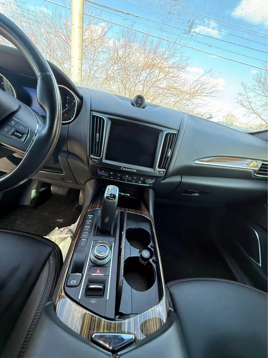 2019 Maserati Levante - Image 11 of 13