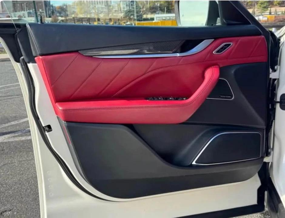 2019 Maserati Levante - Image 5 of 8