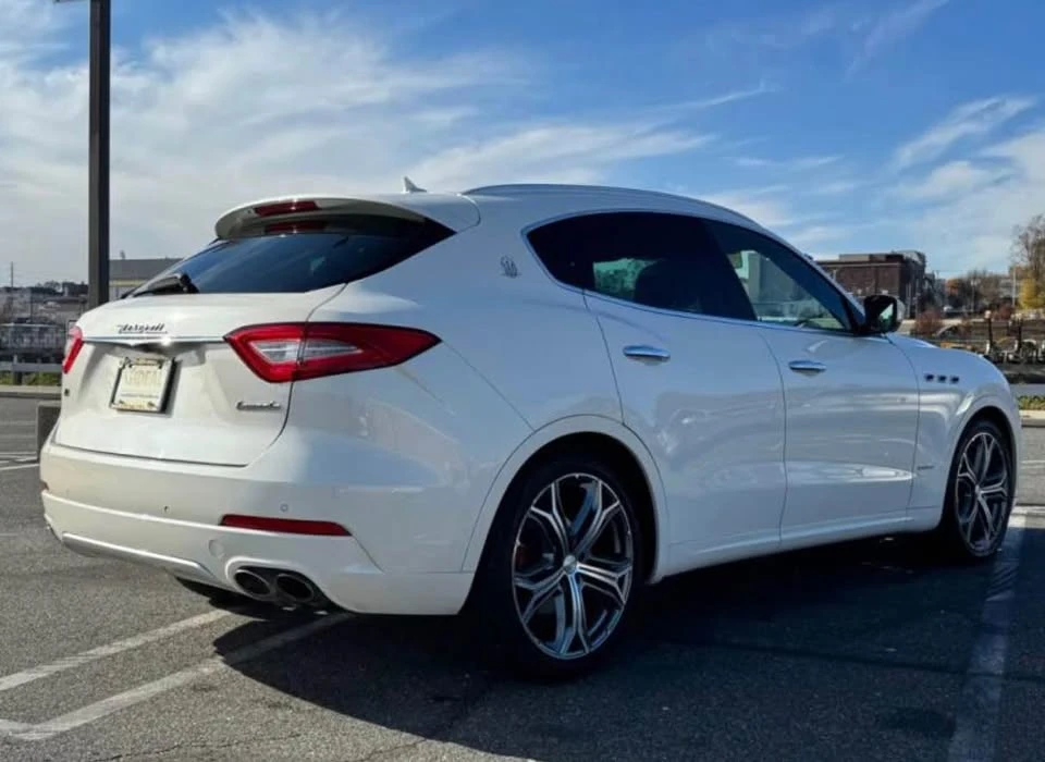 2019 Maserati Levante - Image 4 of 8
