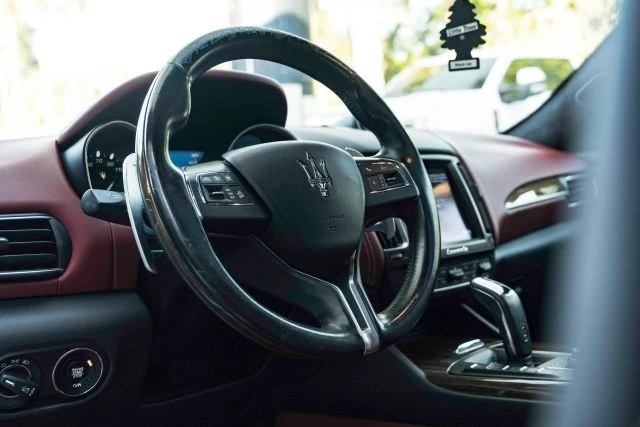 2019 Maserati Levante - Image 24 of 31
