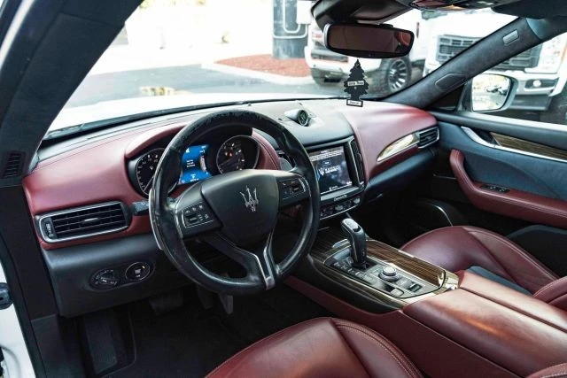 2019 Maserati Levante - Image 23 of 31