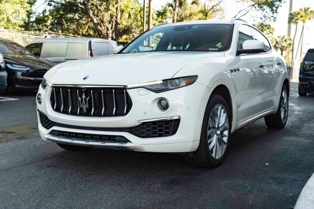 2019 Maserati Levante - Image 2 of 31