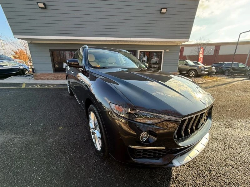2019 Maserati Levante - Image 8 of 12