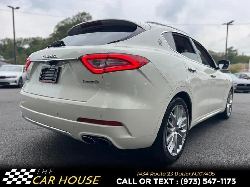 2019 Maserati Levante - Image 10 of 12