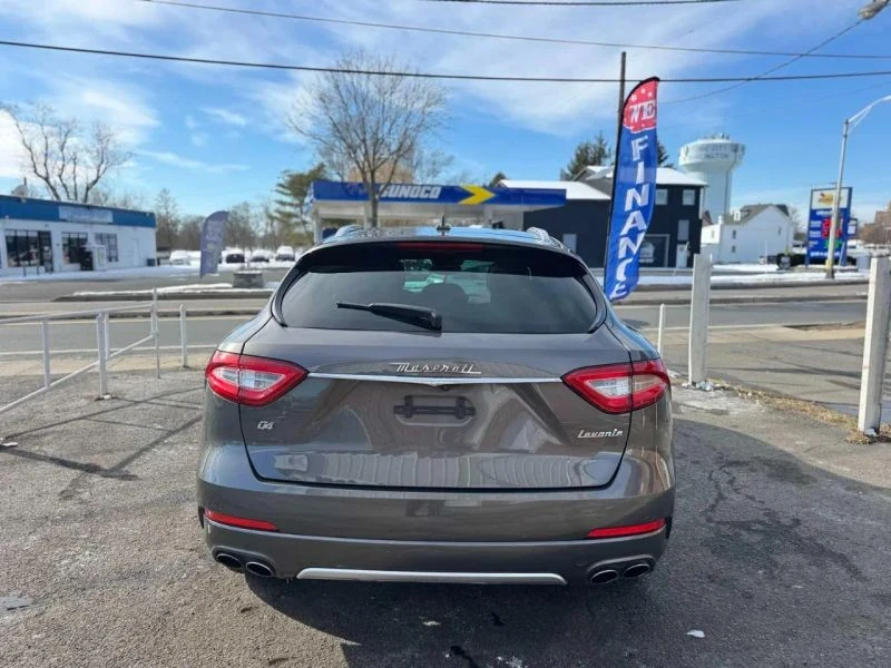 2019 Maserati Levante - Image 12 of 12