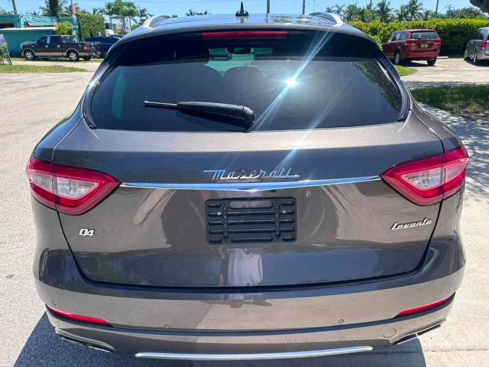2019 Maserati Levante - Image 8 of 10