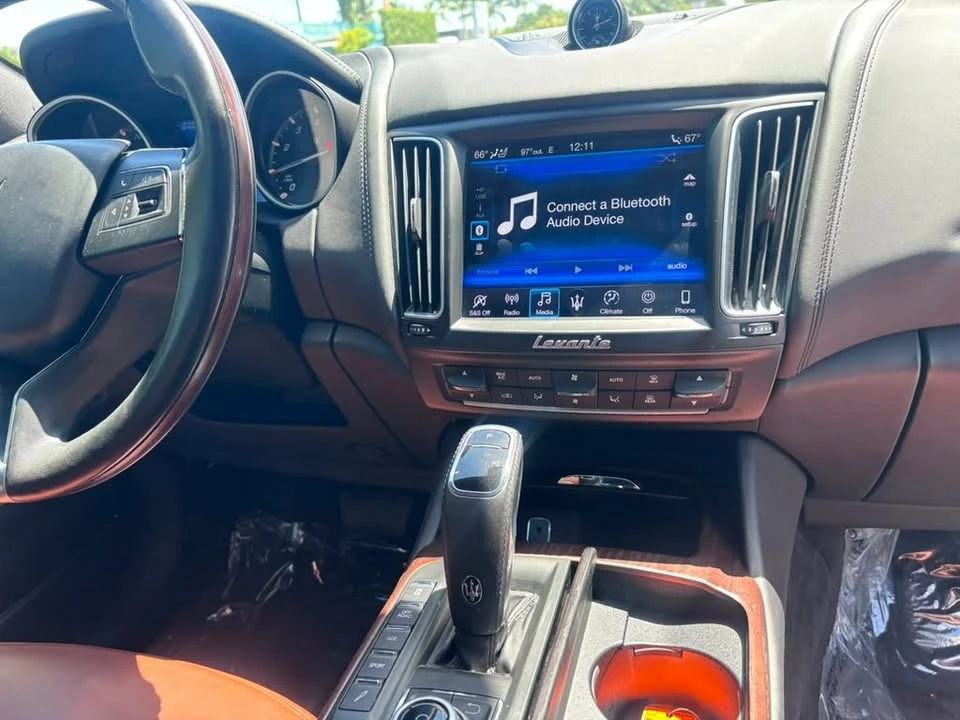 2019 Maserati Levante - Image 9 of 10
